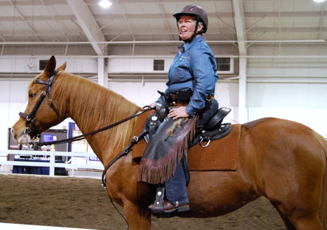 ImagElaine Ward demonstrated how to build a performance horse 