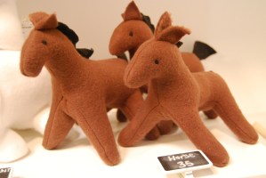 horse-stuffed-horses